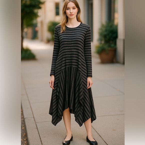 Alembika Silver Striped Boho Dress Grey Black Medium Lagenlook Artsy Avant Garde - Picture 1 of 10